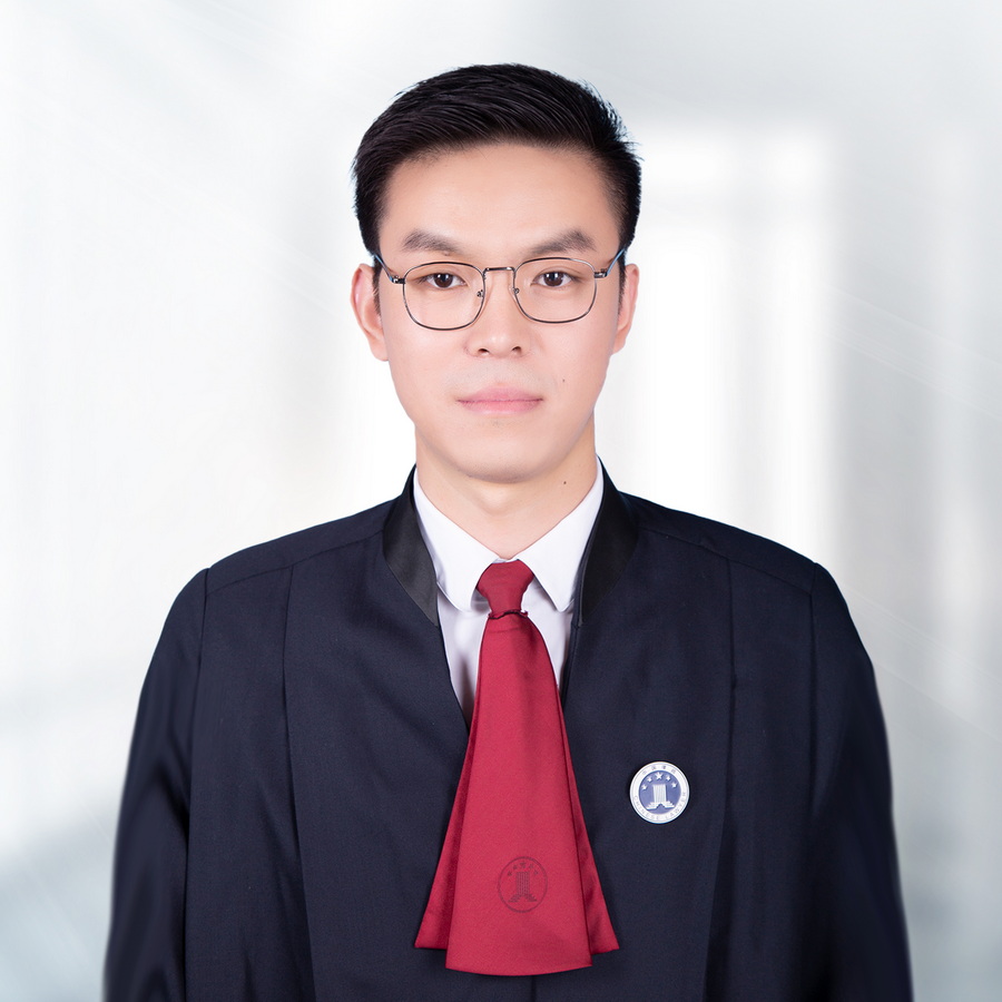 丁伟