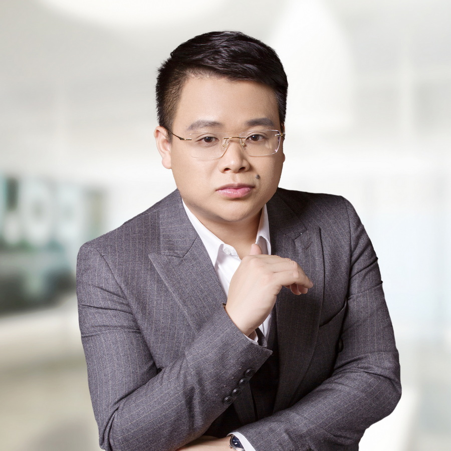 LI Xiaopeng